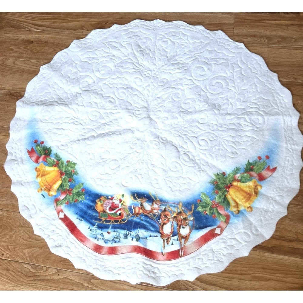 Vintage Rennoc Christmas Tree Skirt Santa Sleigh Reindeer Felt Embossed 34 Inch